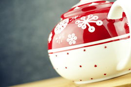 圣誕好禮，結(jié)婚大愛 釉下彩陶瓷茶壺杯套裝，融合工藝與情感的廚房藝術(shù)品